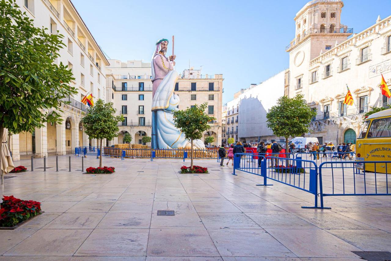 Pension Ayuntamiento Alicante Exterior photo
