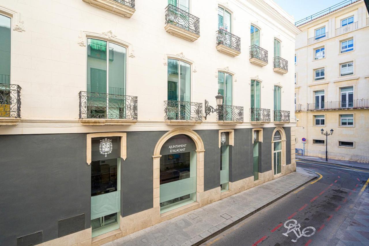 Pension Ayuntamiento Alicante Exterior photo